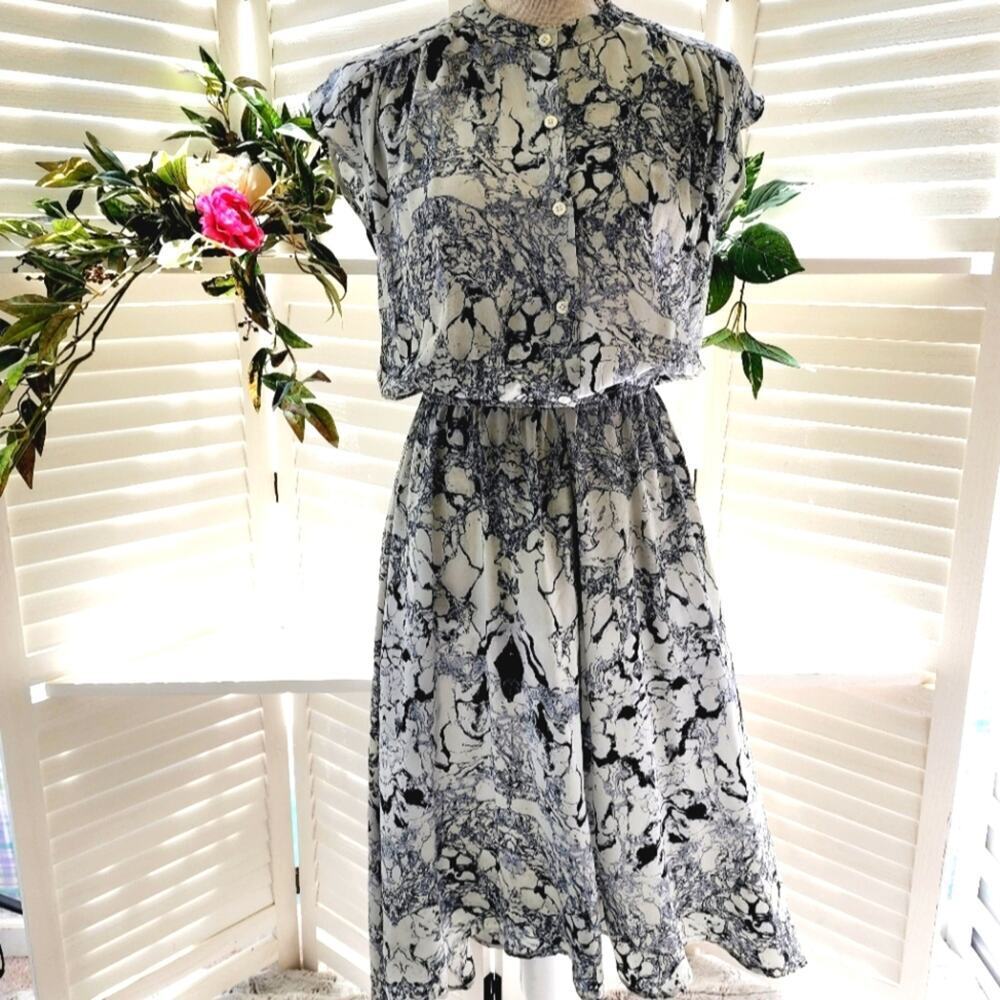 THE PODOLLS SILK GRAY BLK BUTTON DOWN DRESS SIZE SMALL